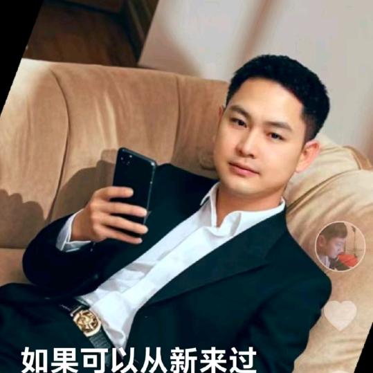 ╰笑拥★孤独╯