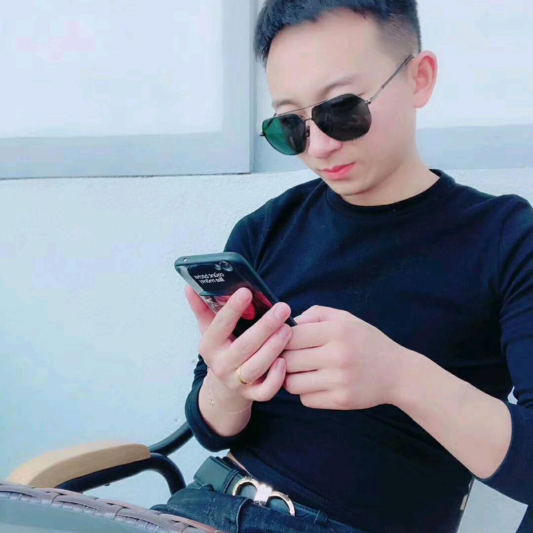 A朋朋