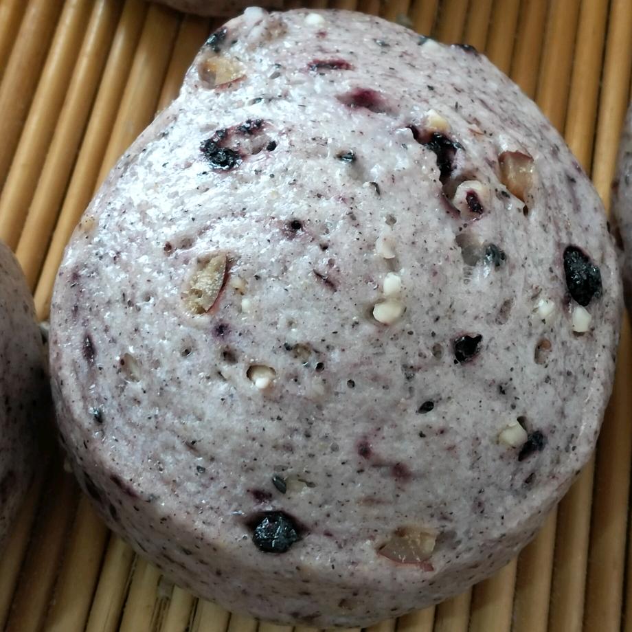 在小区里卖馒头包子