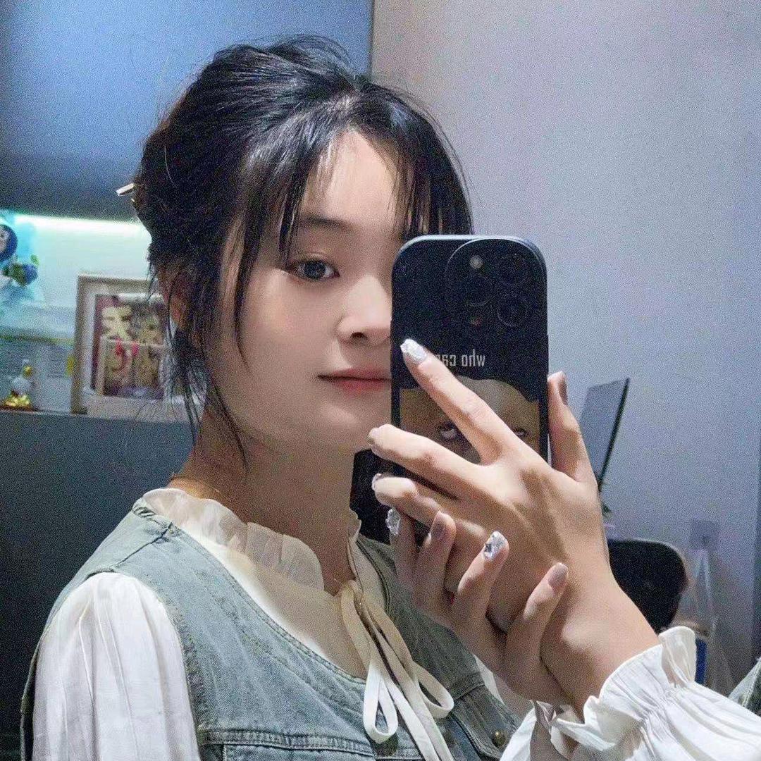 蒋憨憨୧⍤⃝🍗