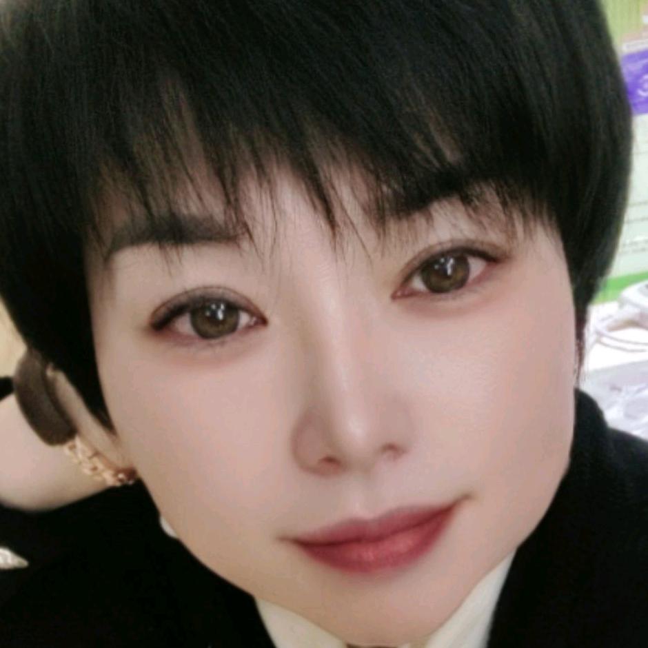 微胖的女神（安安）