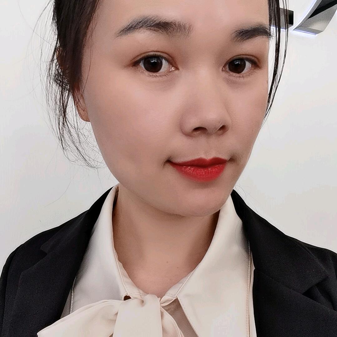 梁某某