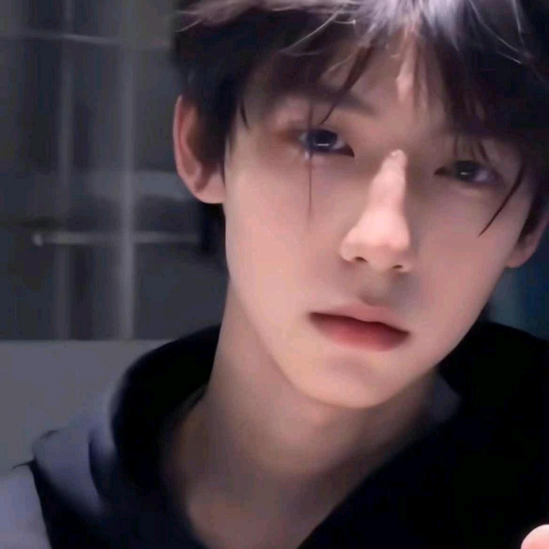 桑晚🌟（⁺✞ ♡凛重度依赖♡ ✞⁺）