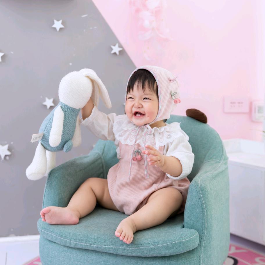 小嗯哼