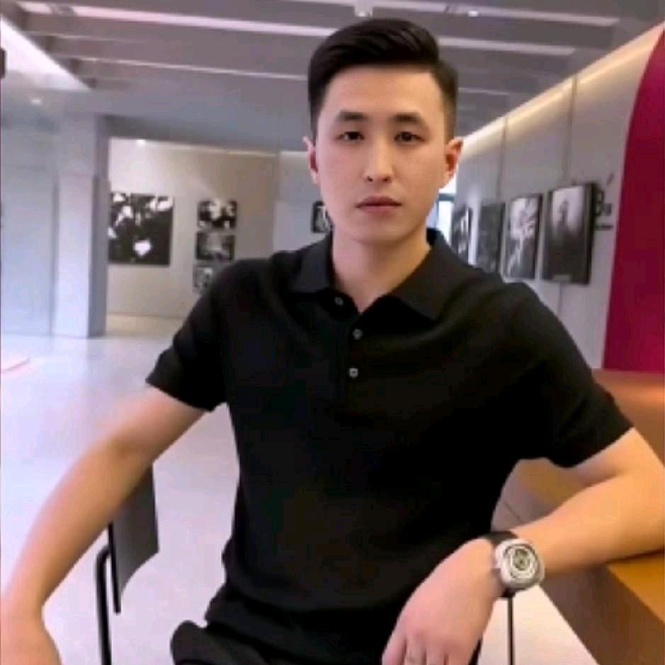 人间清醒：搞钱要紧。