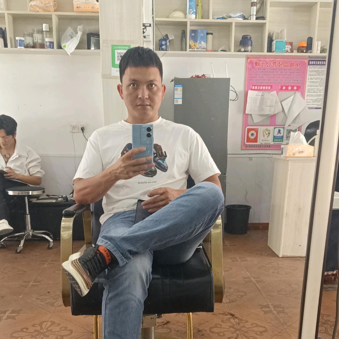 🐜奔走小蚂蚁🐜