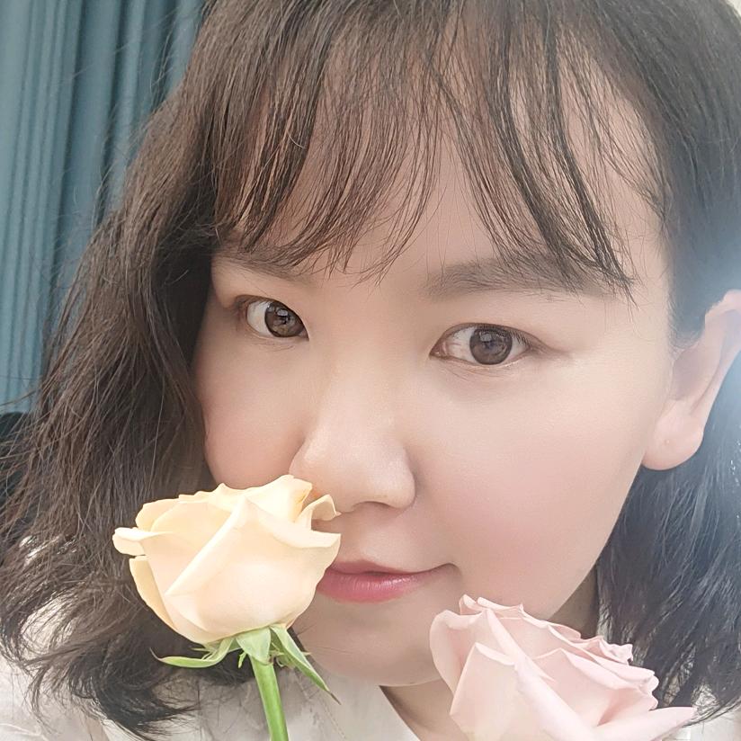 张娇  律师（贵州法妞）