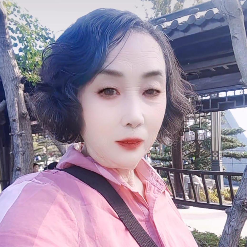 鱼尾