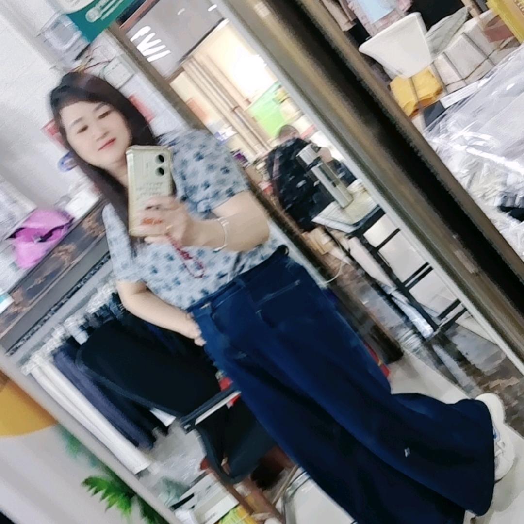 快乐精灵童装龙潭店🌹