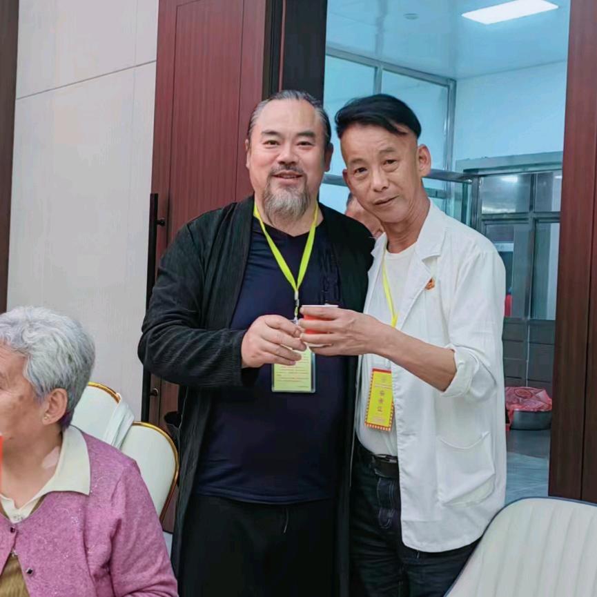 湖北丹华演艺黑哥，