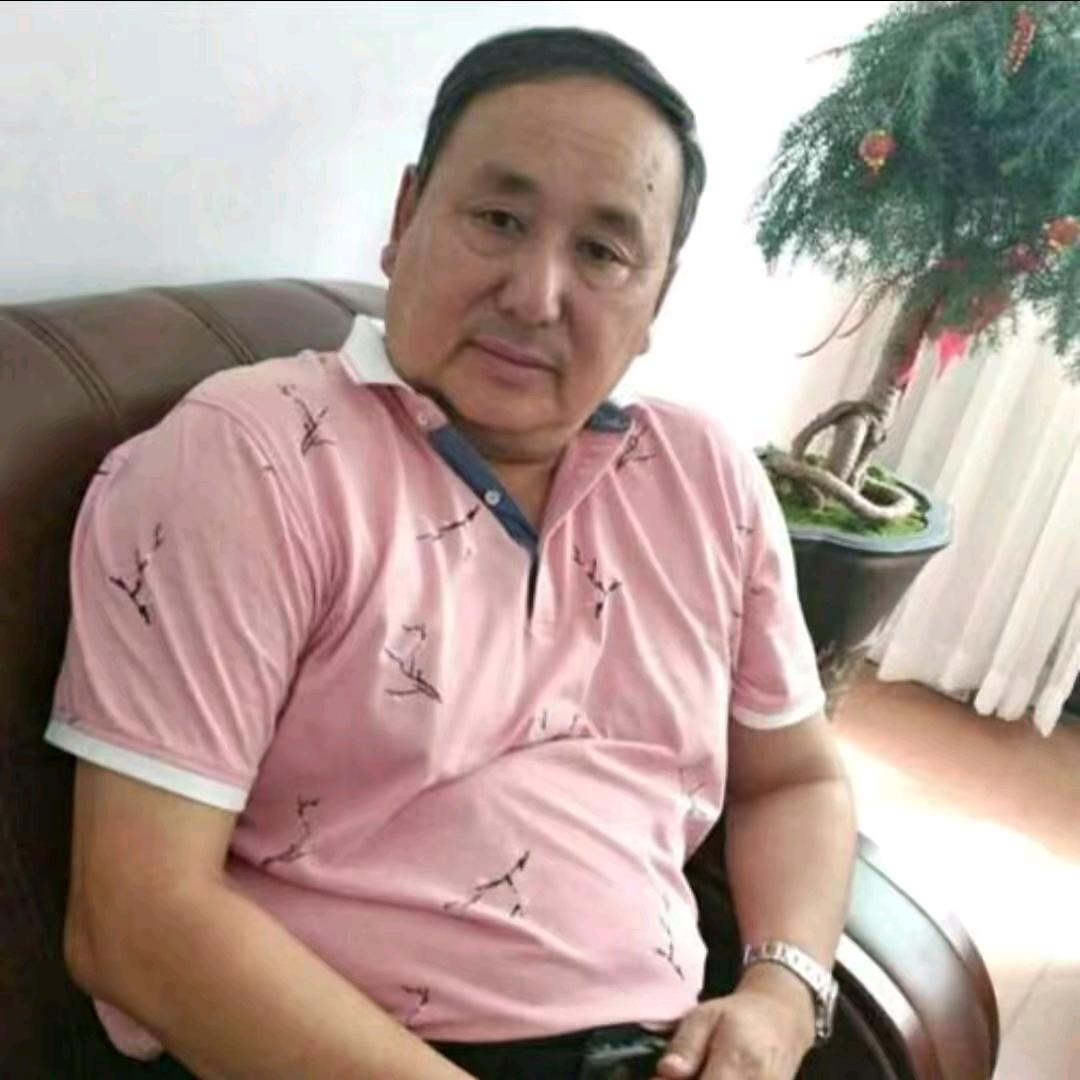 比黑蒜还黑