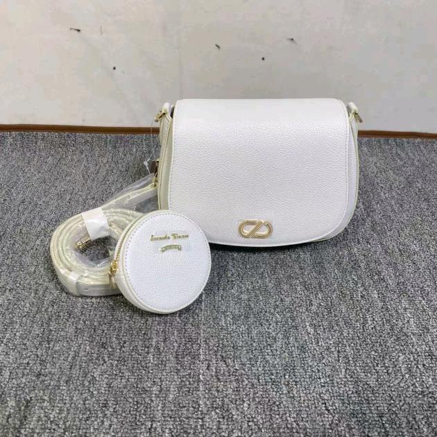 无敌小杰爱包包