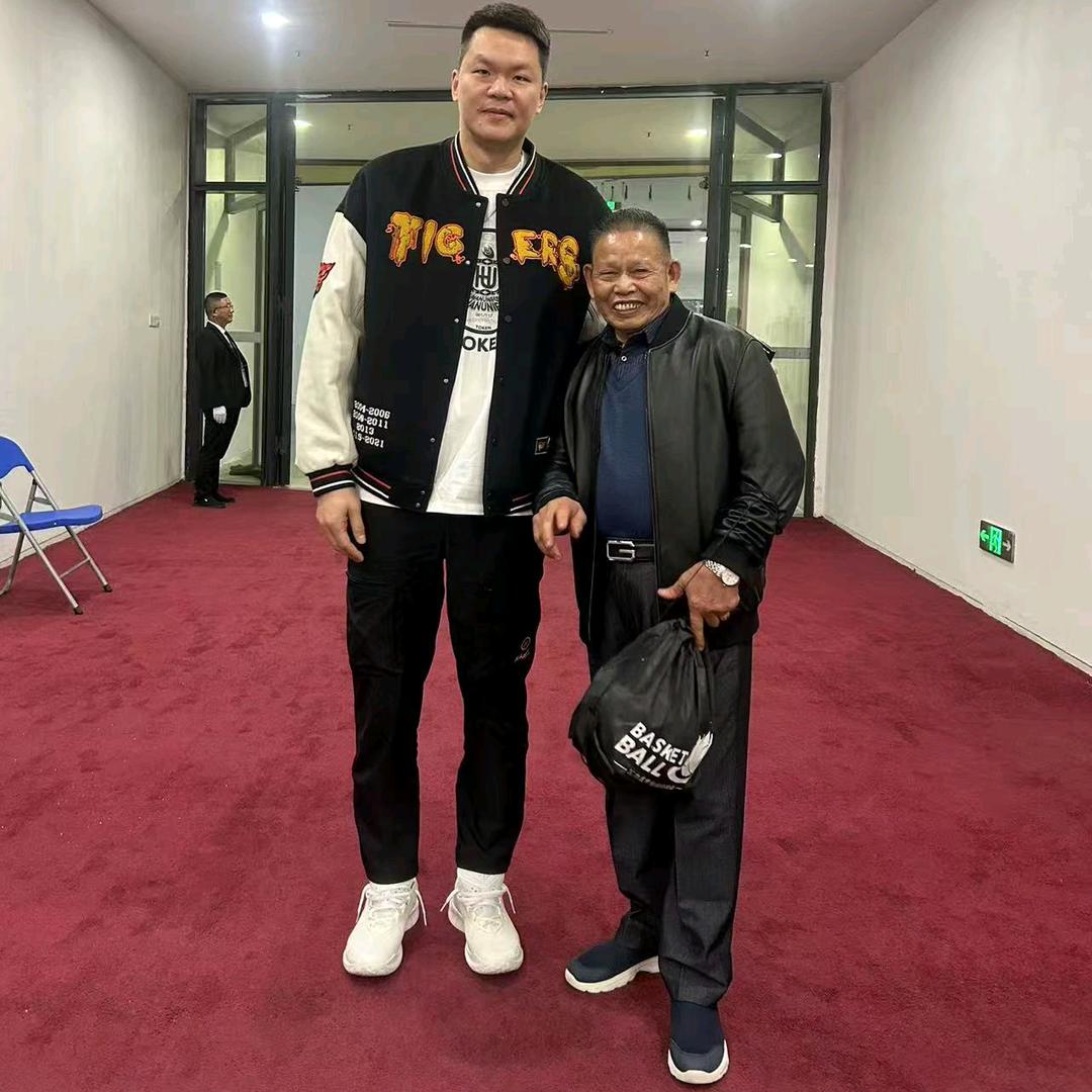 潮汕阿伯爱宏远