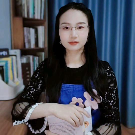 秋伊悦读【早5:18-7:18开播】