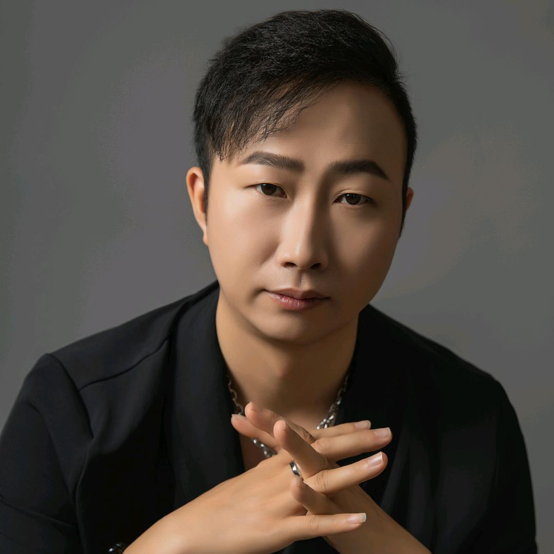 龙光城晴朗salon、阿勇