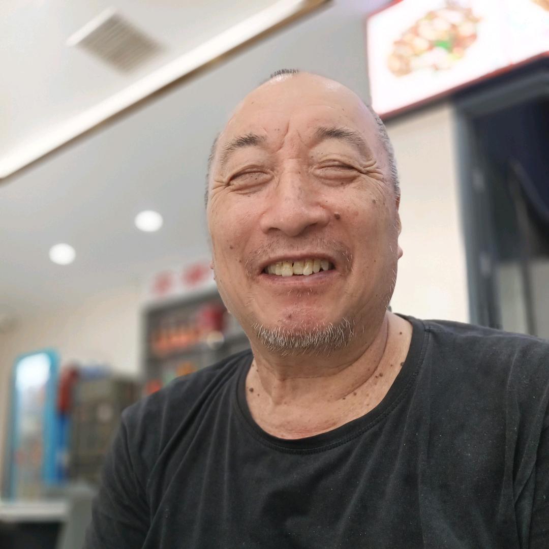 爱吃肥肉的大厨