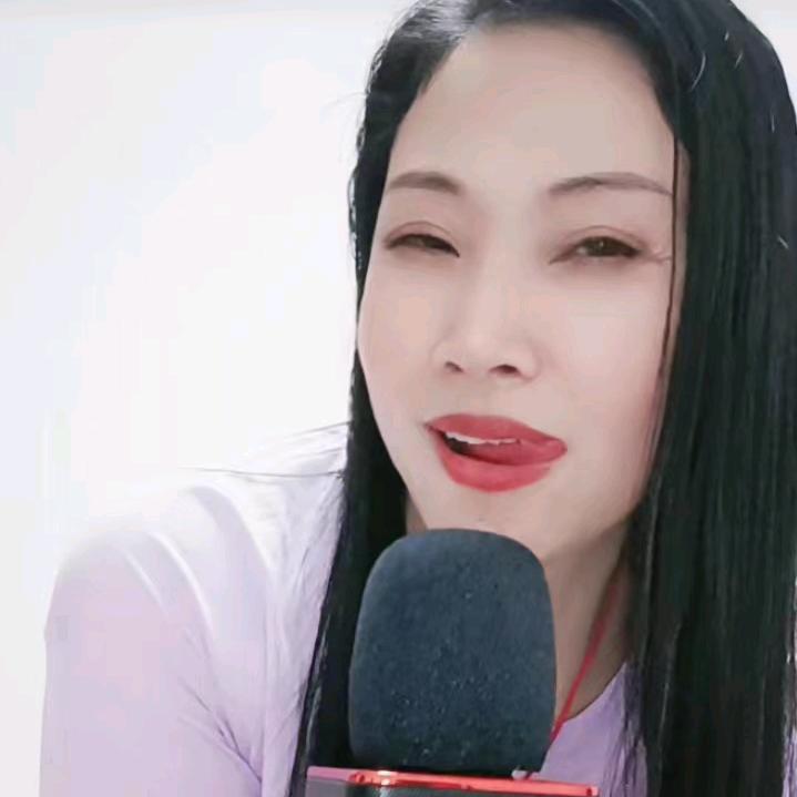 樱花树下爱悠悠❤️☔️☔️