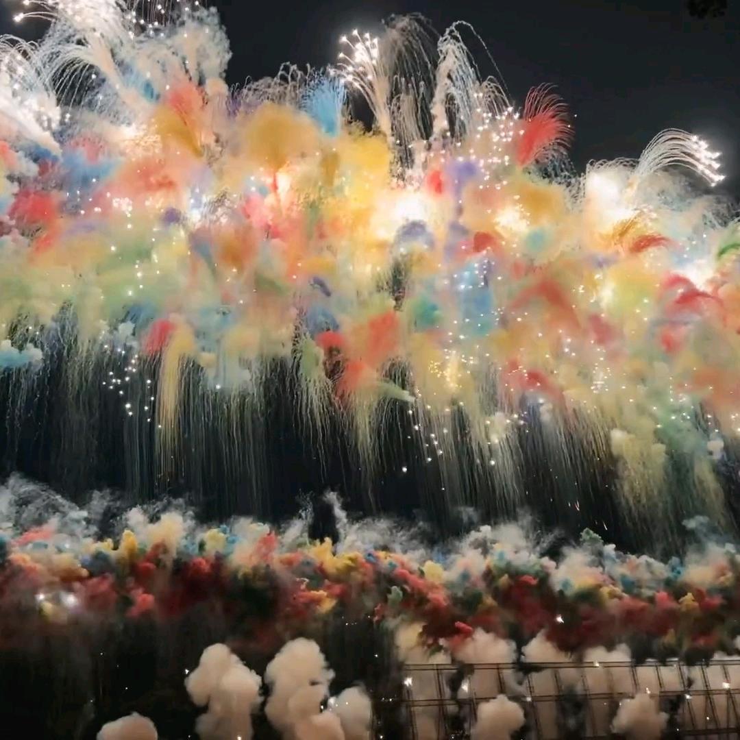 星河河景烟花营地