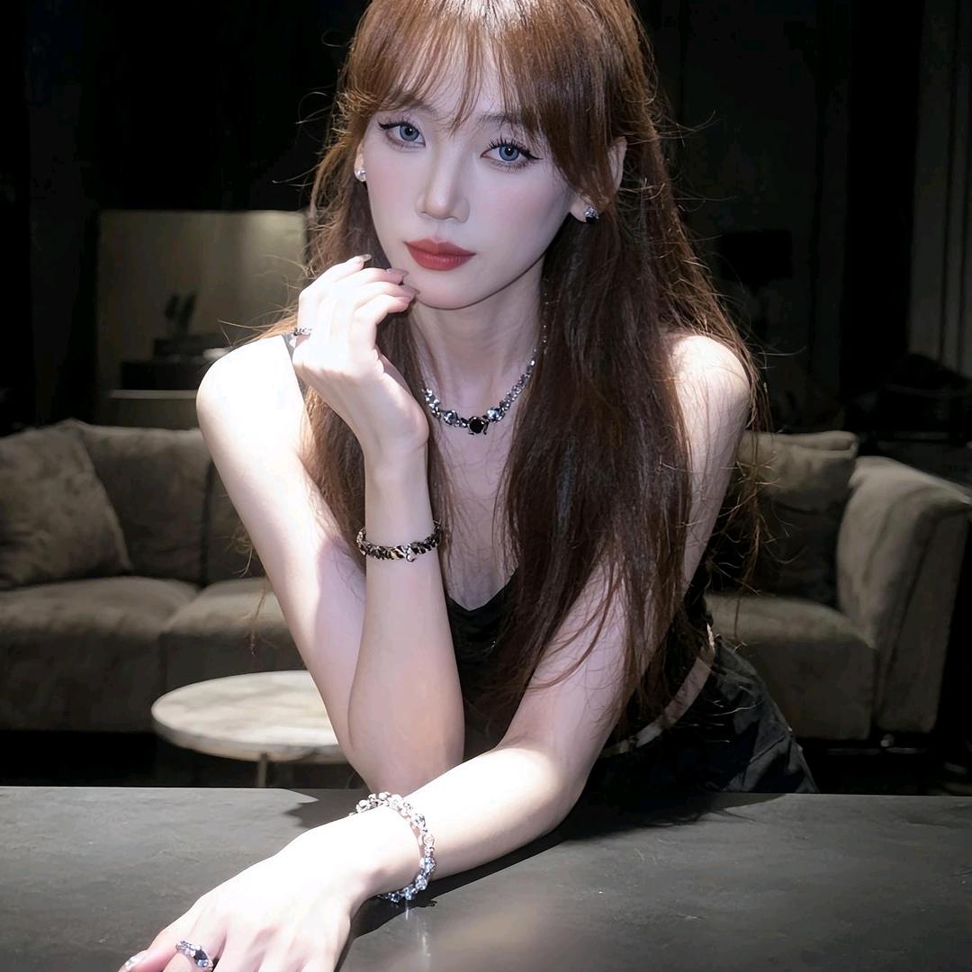 LED显示屏厂家-小小怡