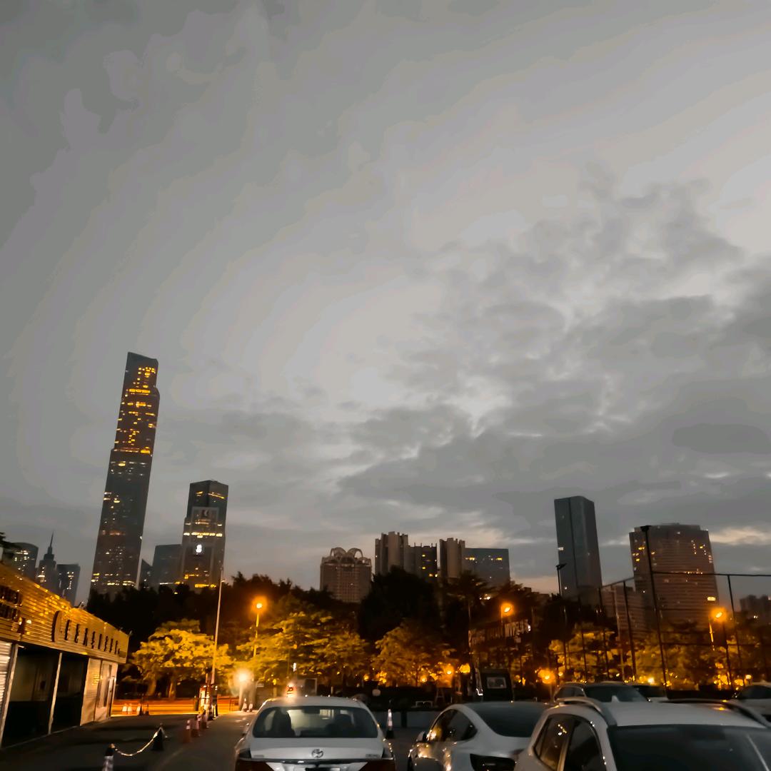 多年以后