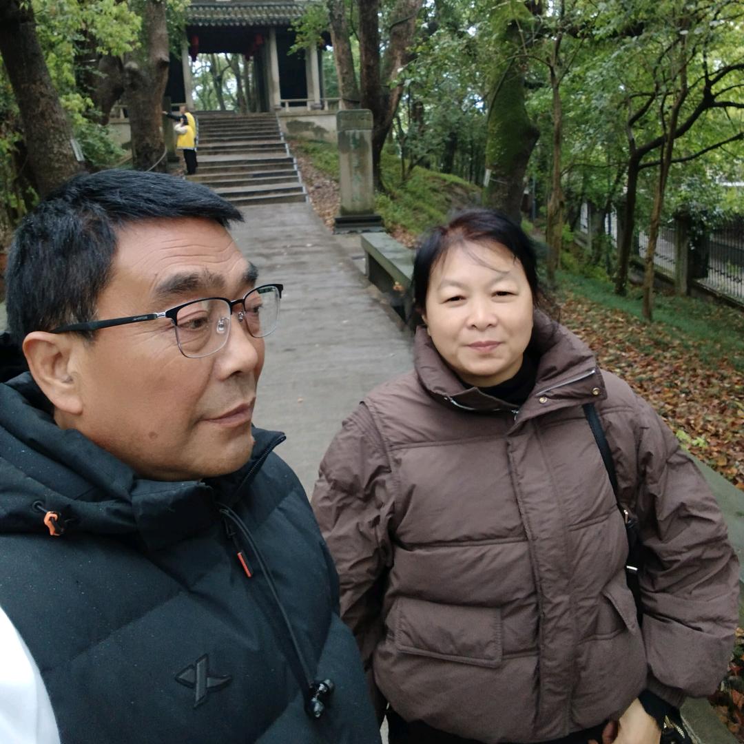 天天开心，快乐幸福一身