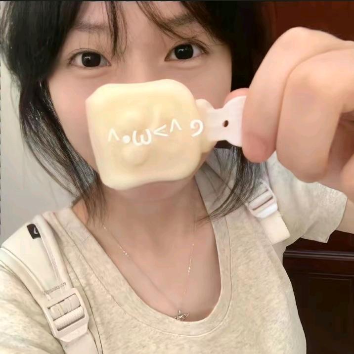 ʚ ɞ