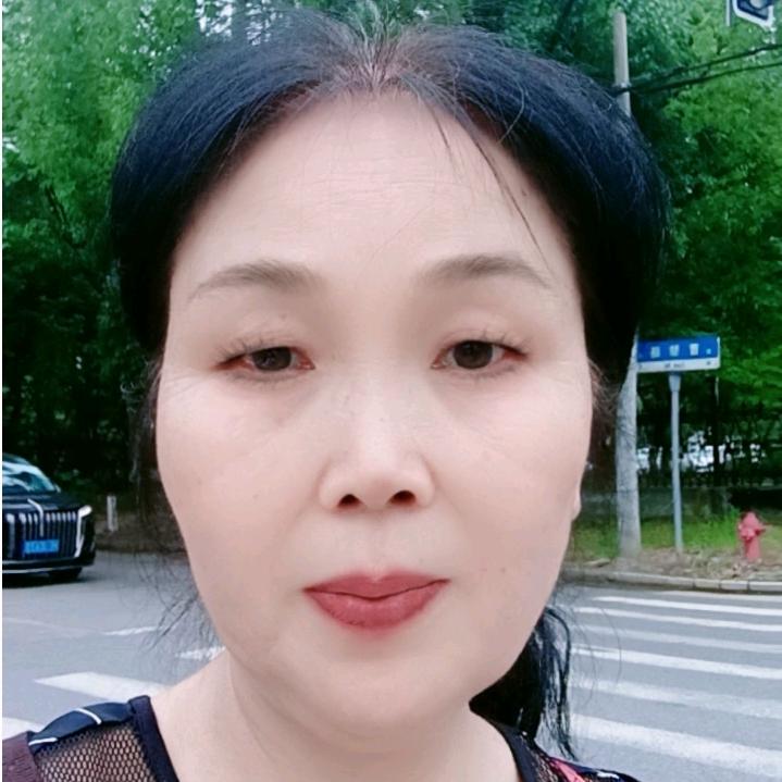 上海金凤凰服装设计