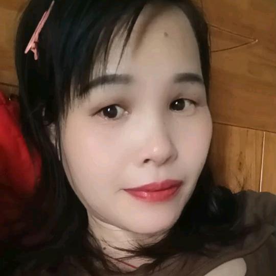 半人半我半自在，半梦半醉半清醒