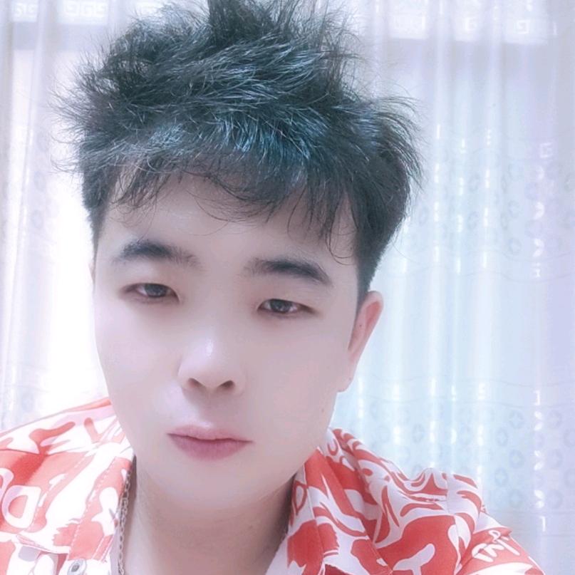 健莲相伴。