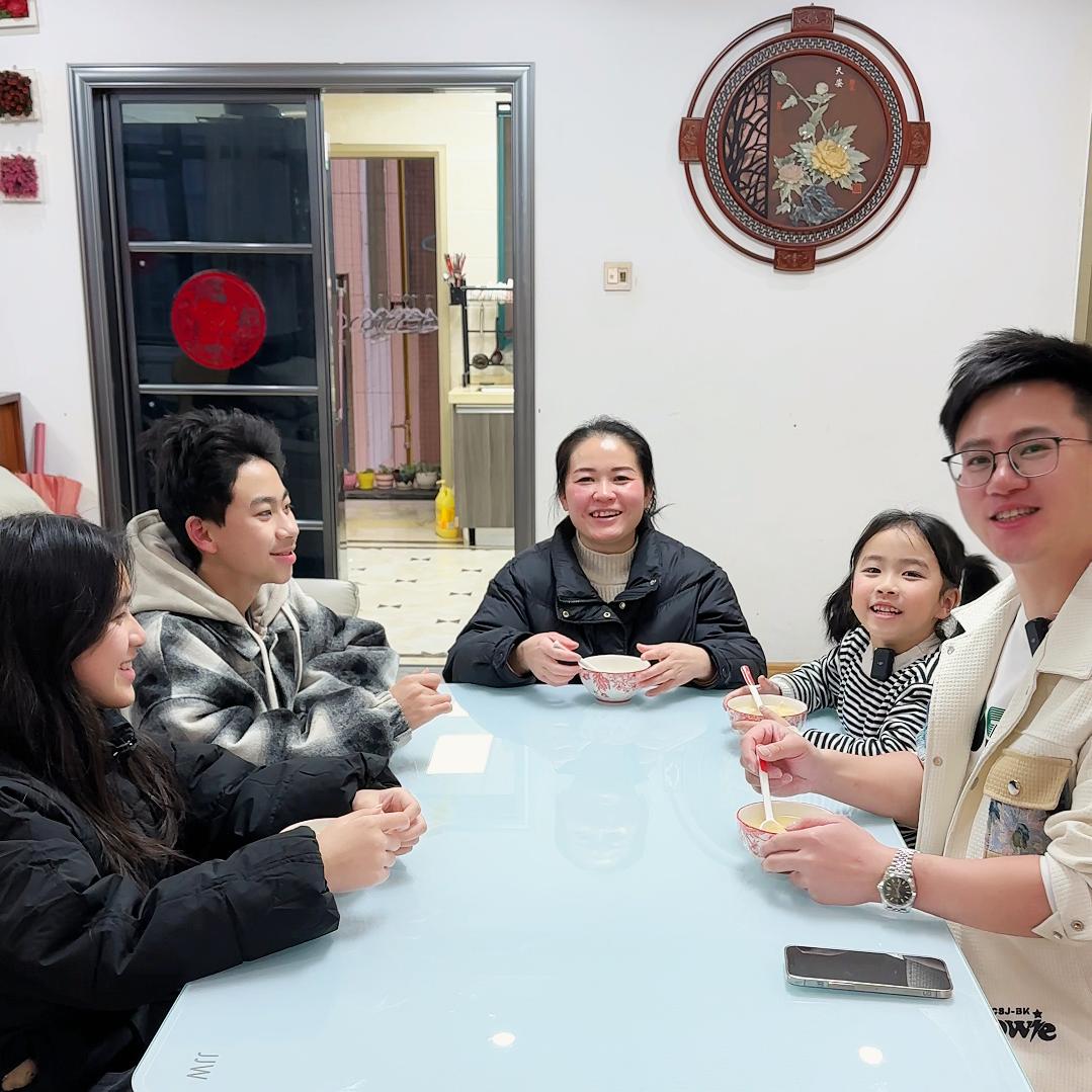 周小帅幸福一家