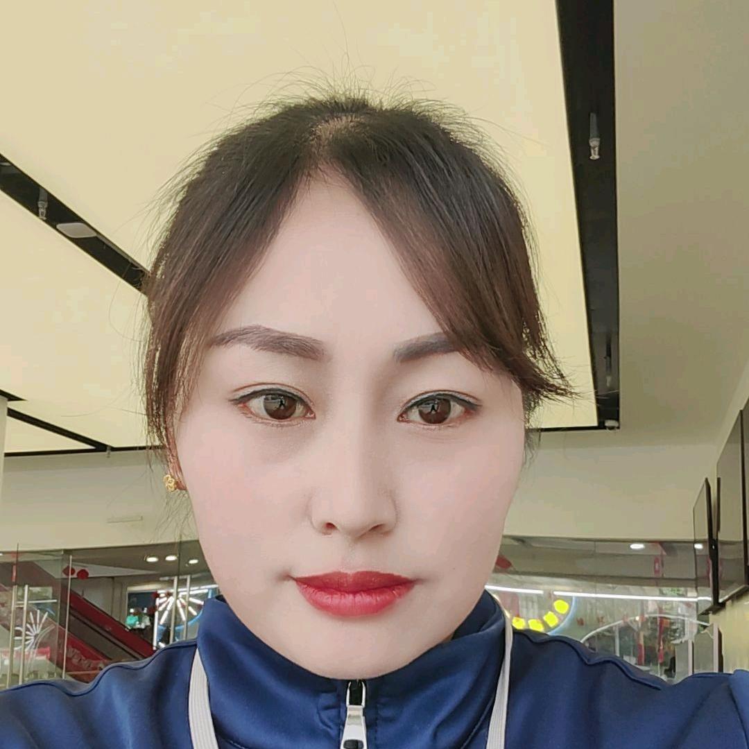 山阳卖手机的萍萍