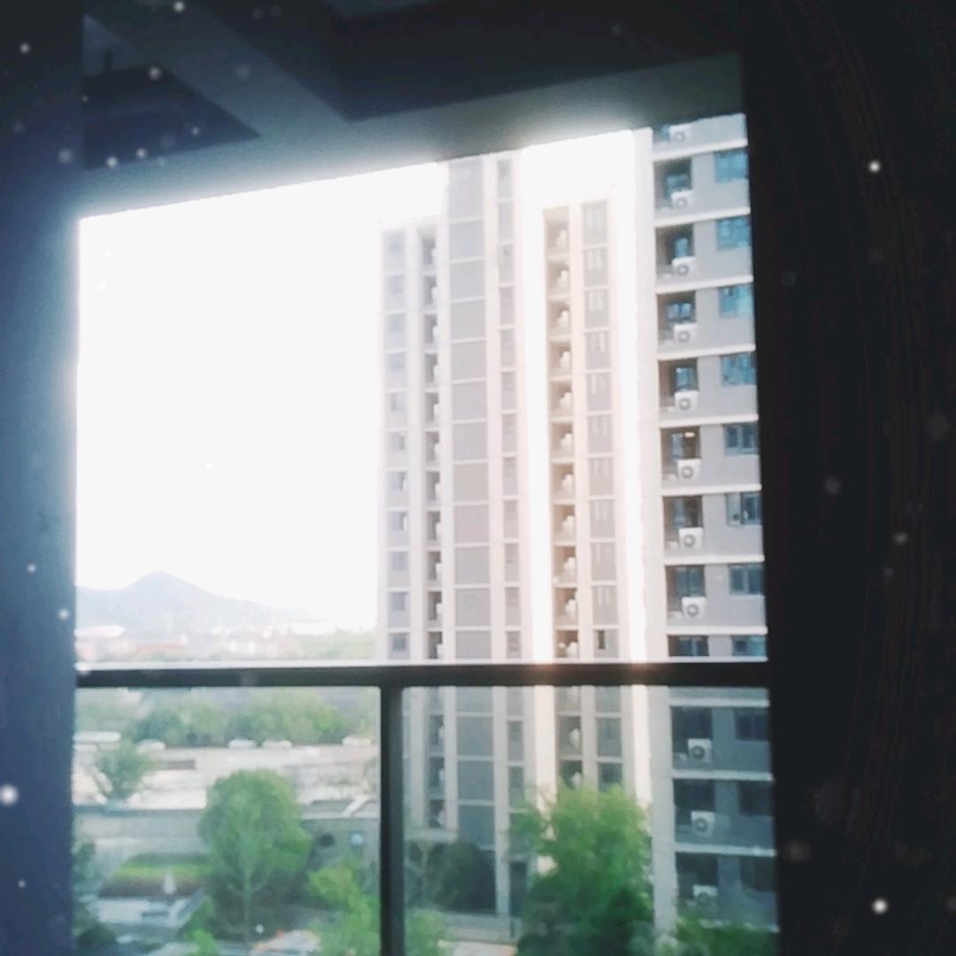 返场小助理