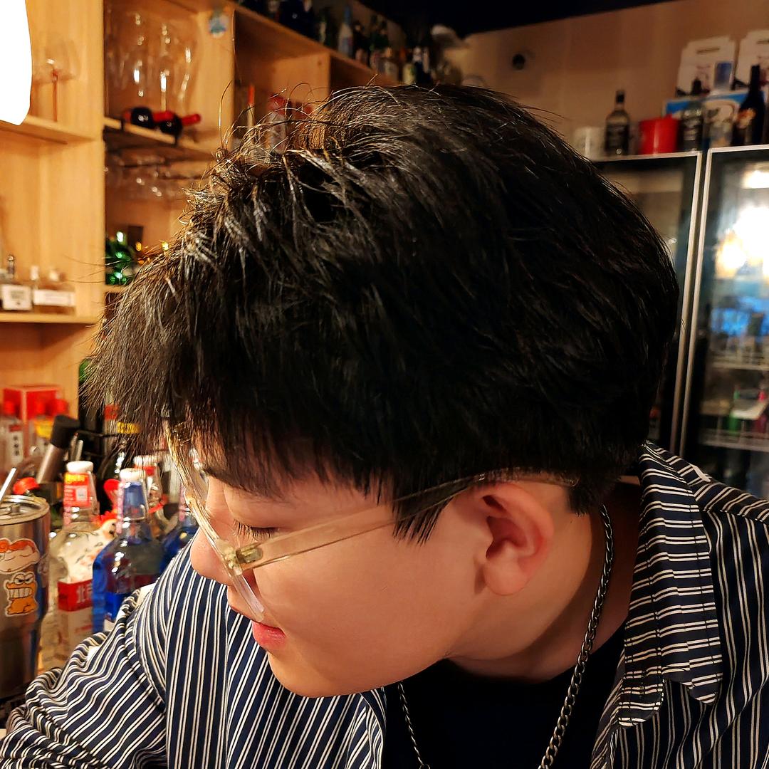 赢洛