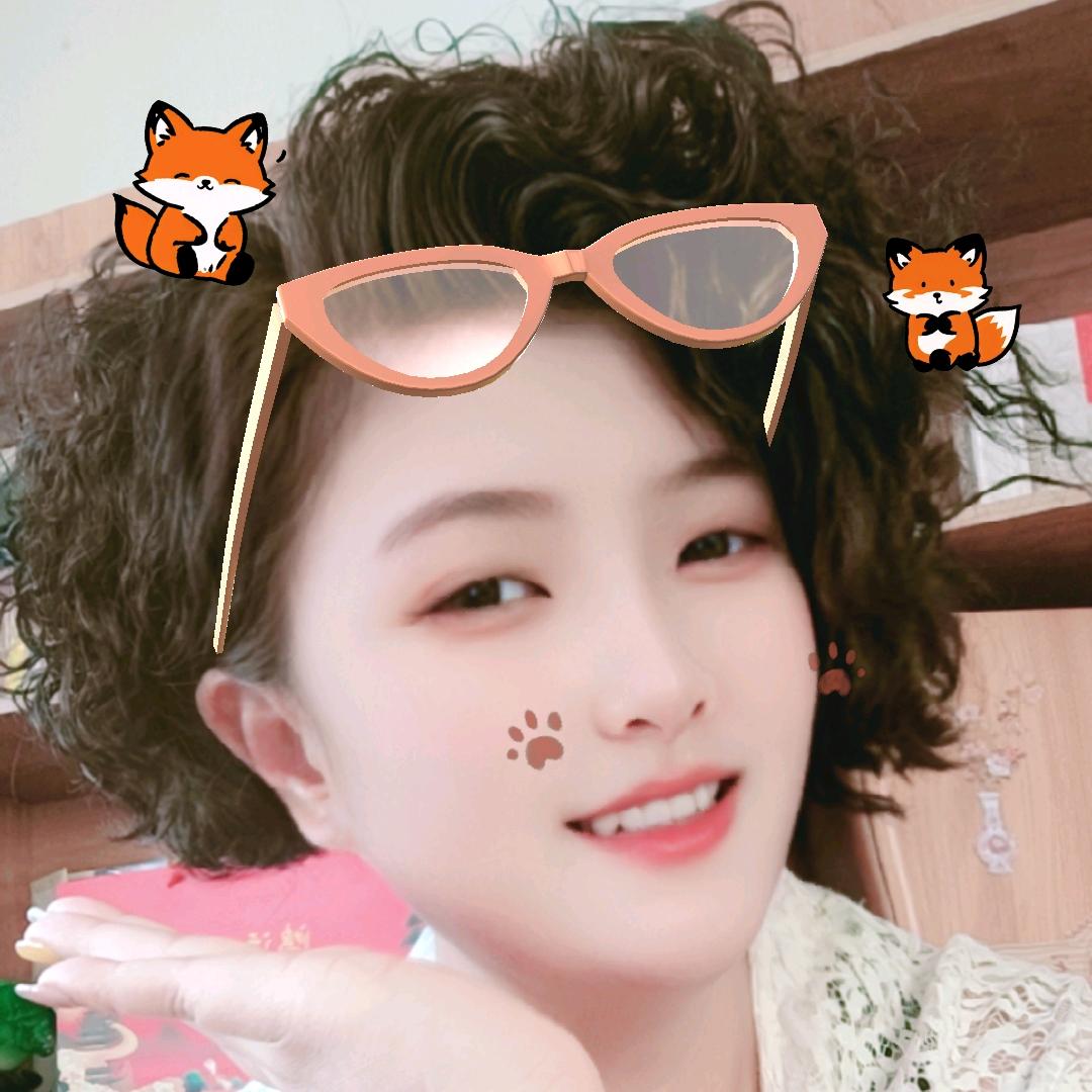 福气满满小姐姐