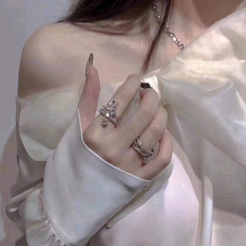 （娜娜）