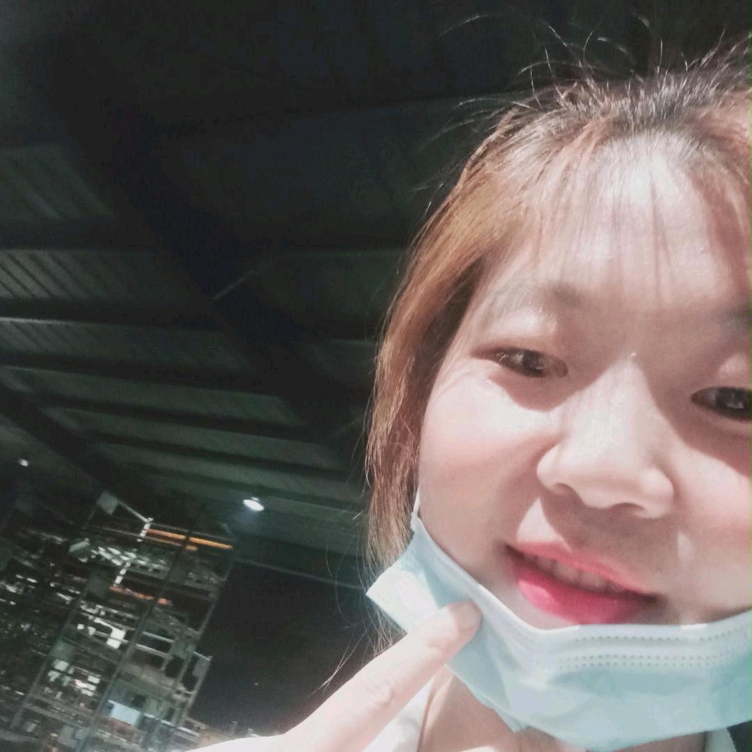 柠檬树下吃柠檬
