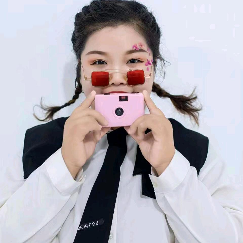 小静静2🎤每晚9点20