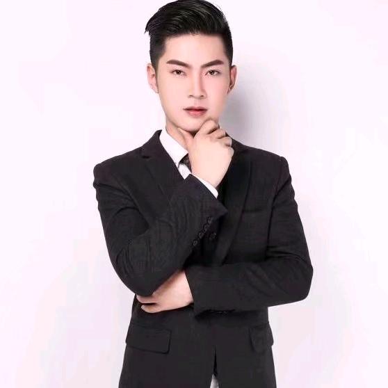 Mr~何老师✌