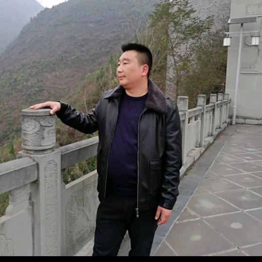 杨军
