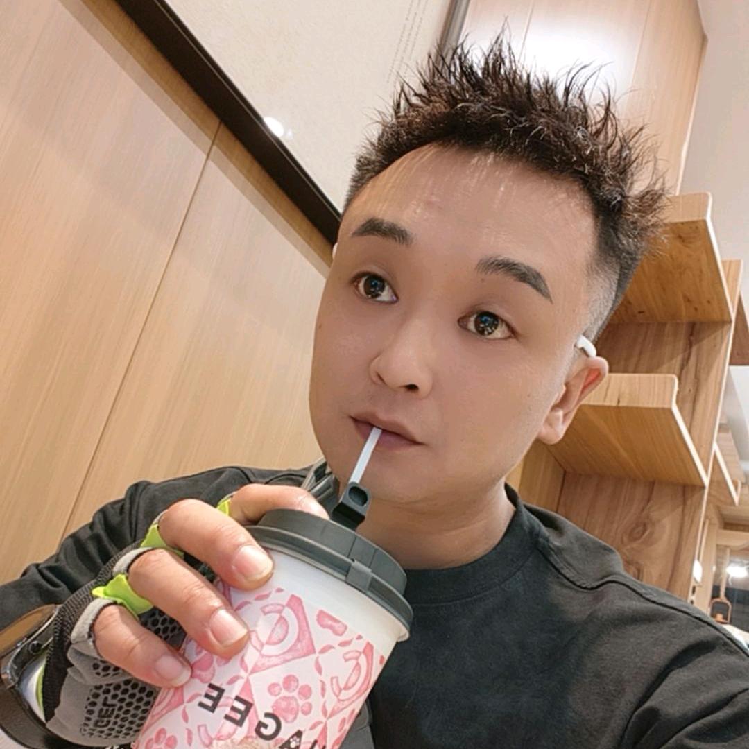 大叔不可爱
