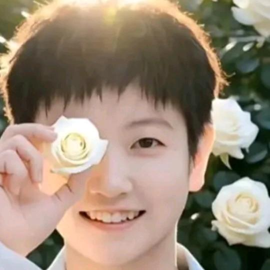 இ)往侯余生✿^O