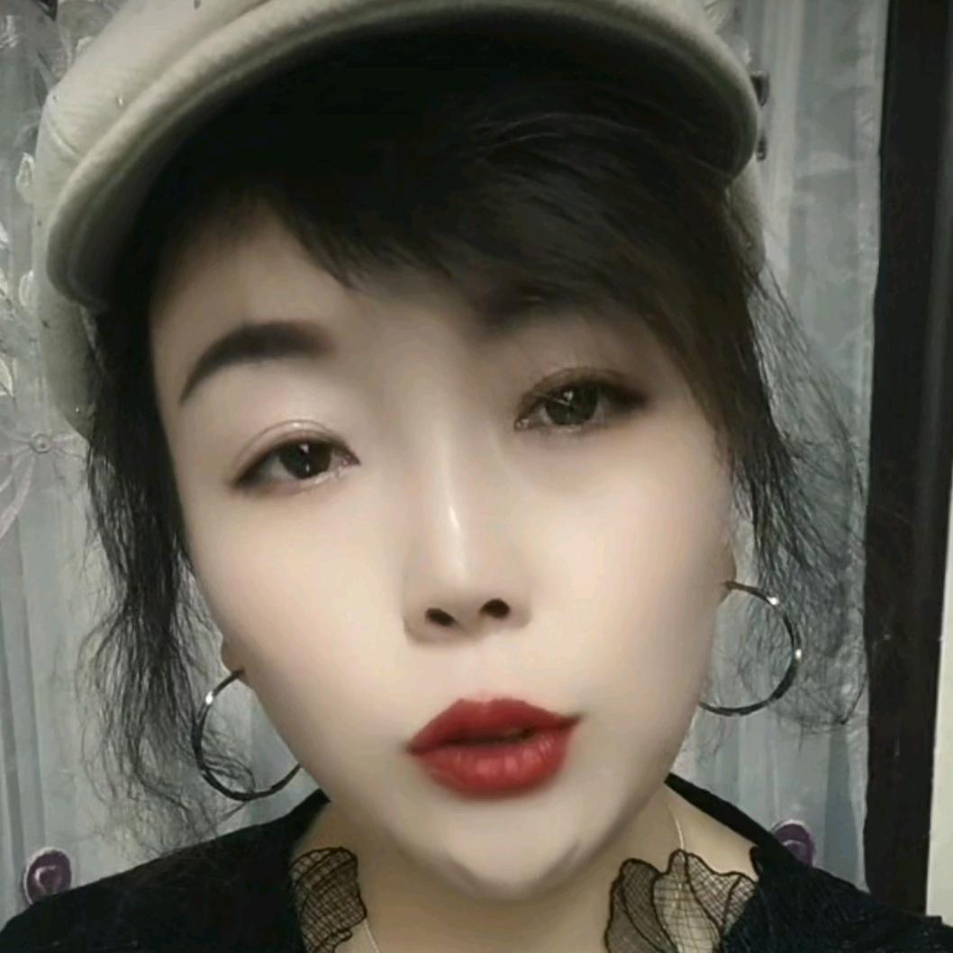 艳梅服饰