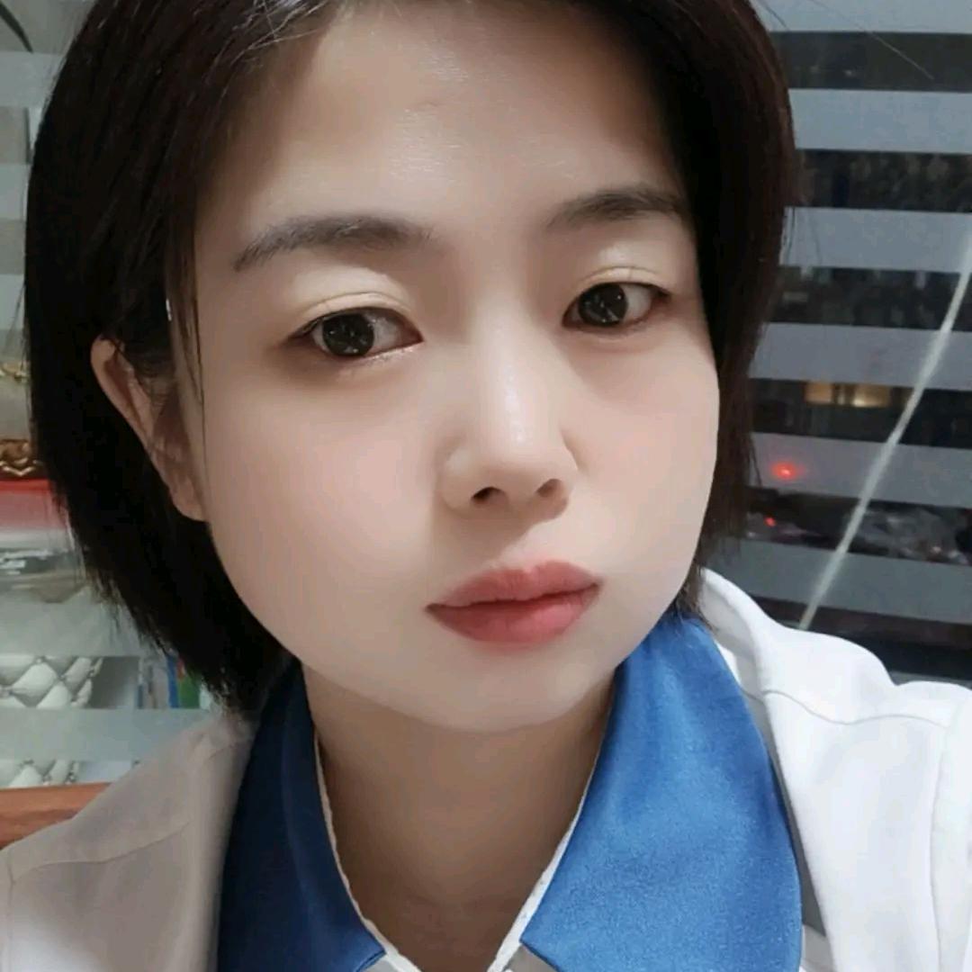 妍妍