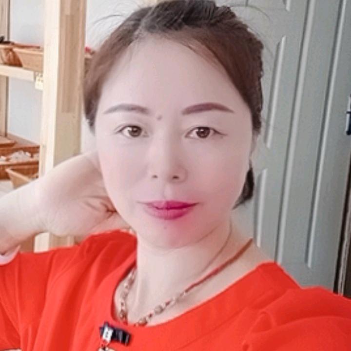 农村董姐，(助力号)大号晚上7点开播