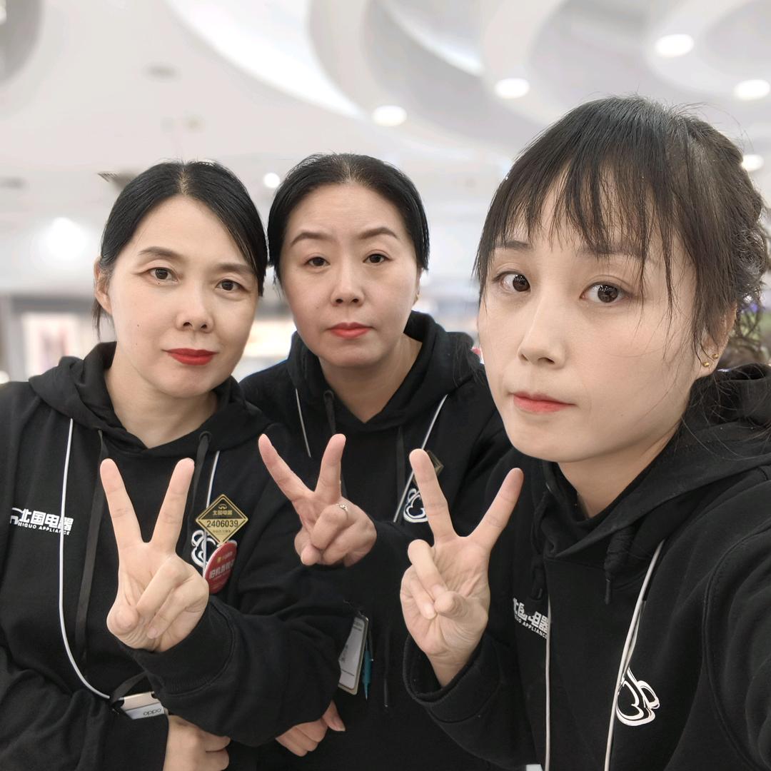 北国商城六楼OPPO体验店～小宁