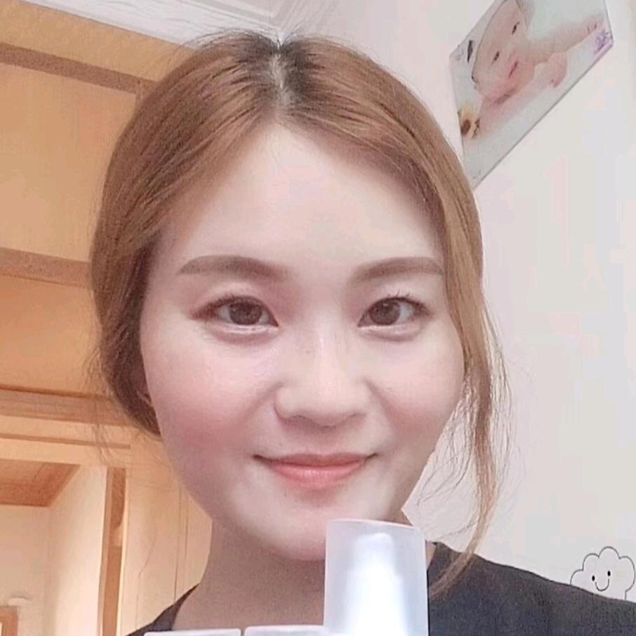 六月