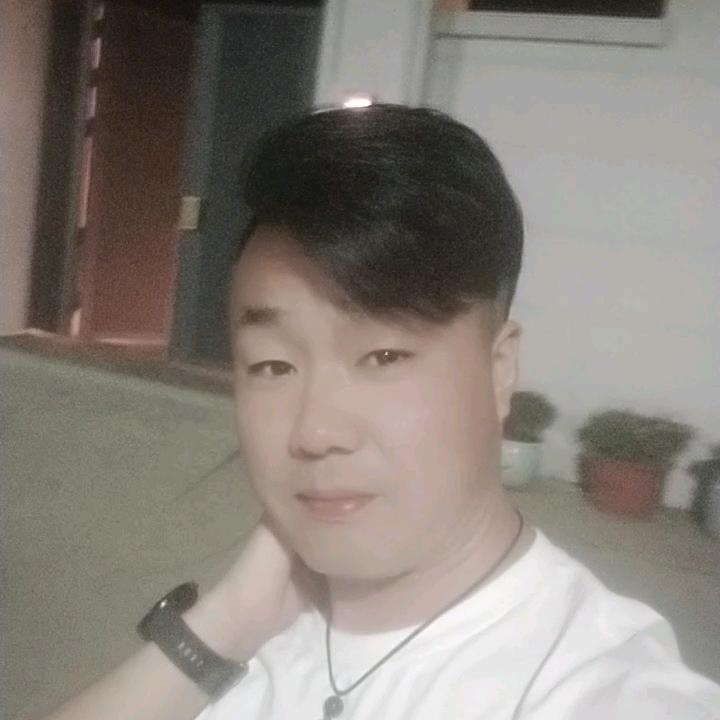 幸福之家。亮亮