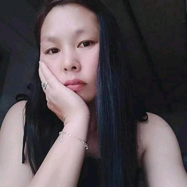 小英.