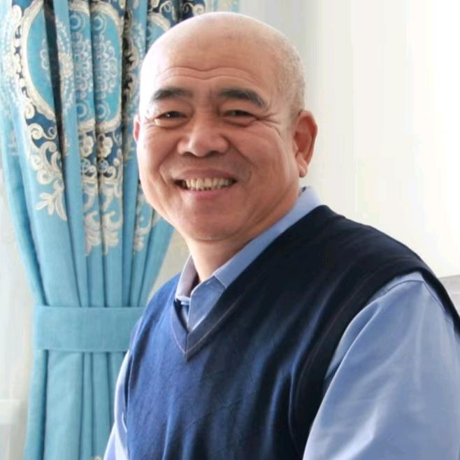 旅游老人