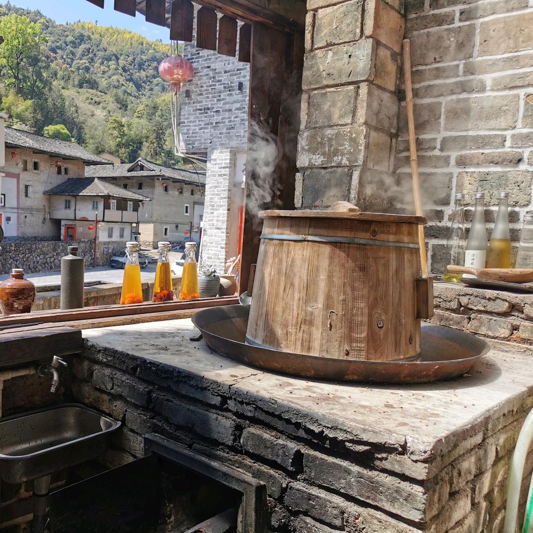 莫掌柜（高师傅助手）